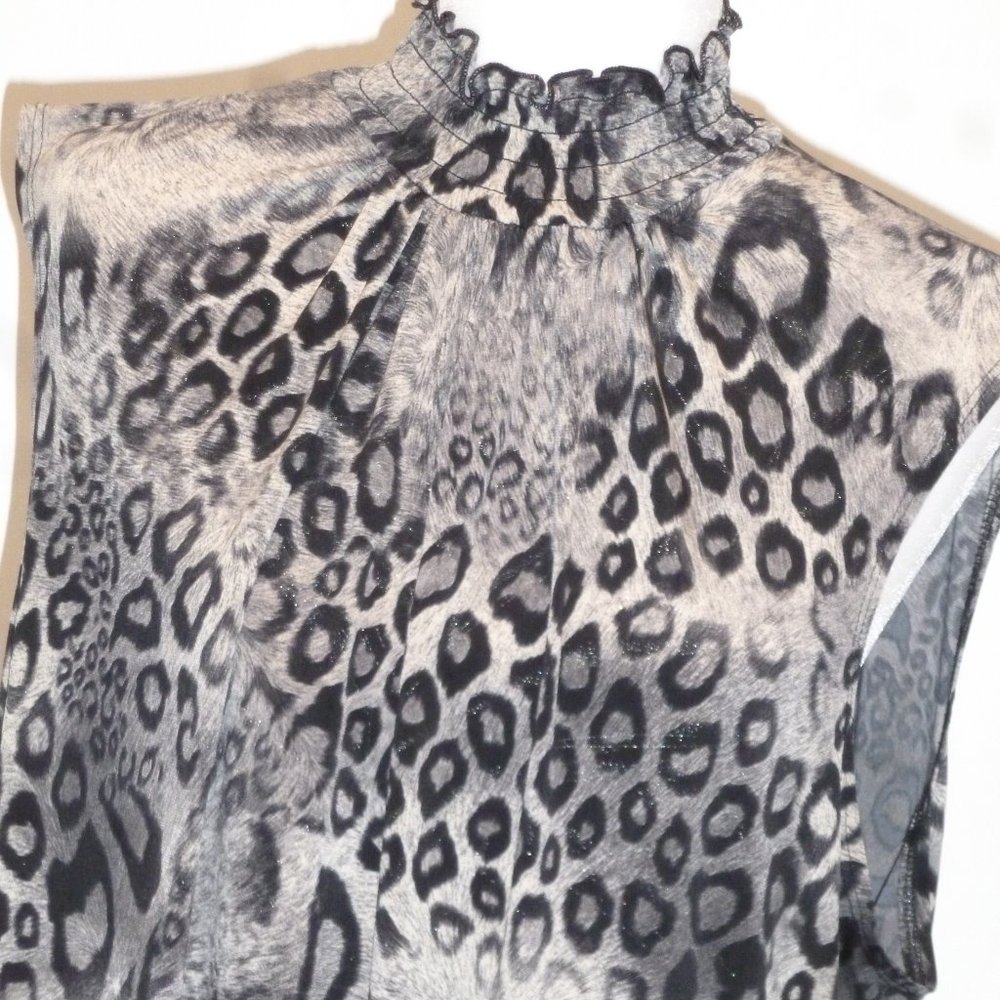Sexy Sleeveless Turtleneck Leopard Print Top